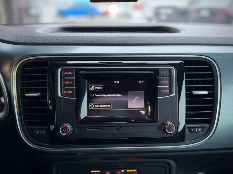 2016 Volkswagen Beetle Convertible