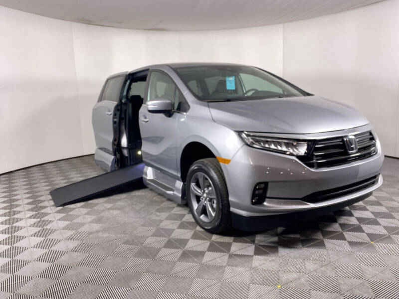 2023 Honda Odyssey for sale at AMS Vans in Tucker GA