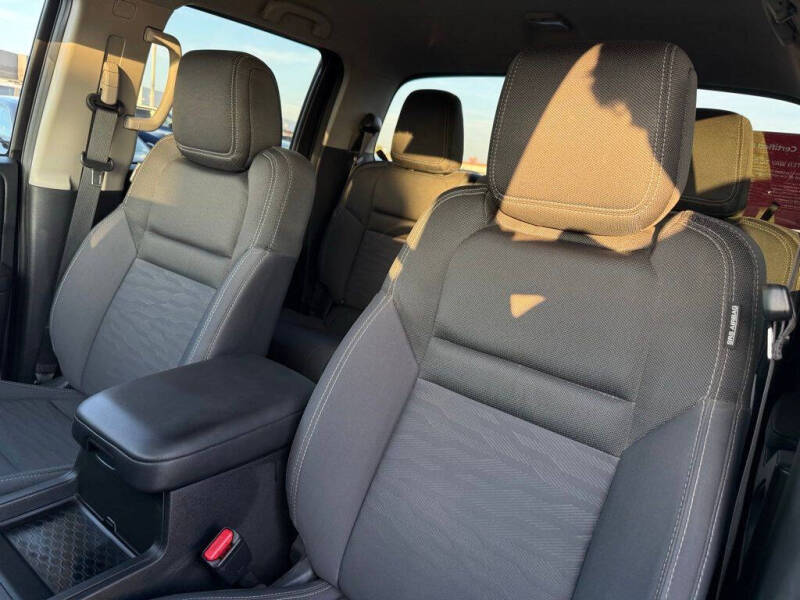 2023 Nissan Frontier SV