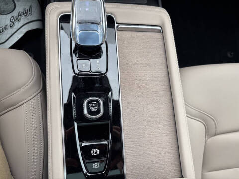 2026 Volvo XC90 B6 Plus 7P