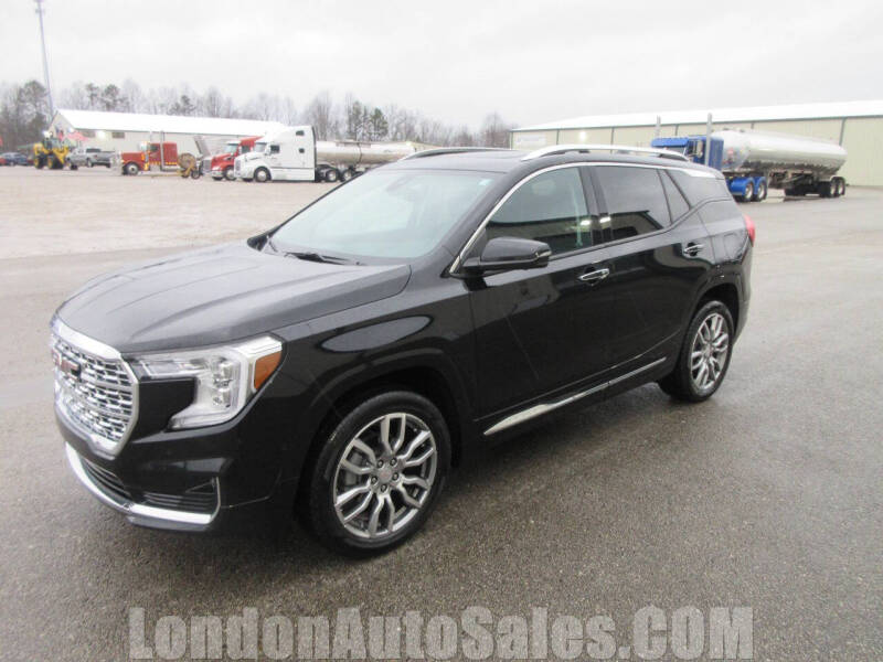 2023 GMC Terrain Denali's photo