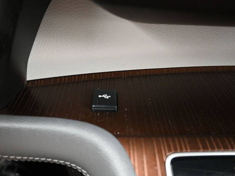 2022 Toyota Sienna LE 8-Passenger