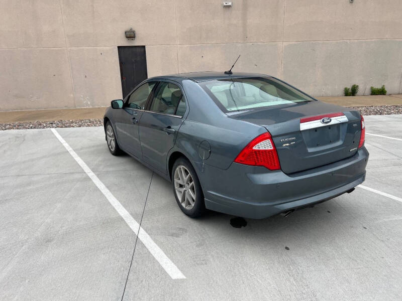2011 Ford Falcon