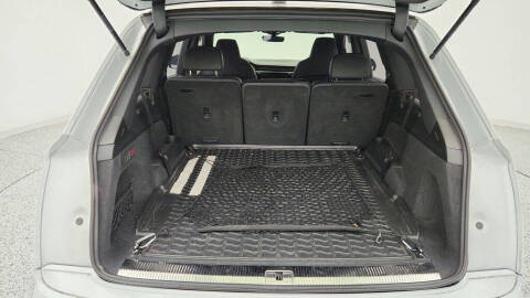 2022 Audi SQ7 4.0T quattro Prestige