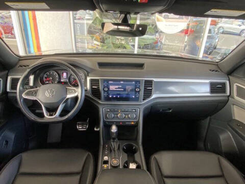 2021 Volkswagen Atlas Cross Sport V6 SE R-Line 4Motion
