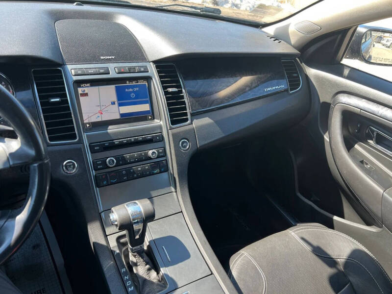 2012 Ford Taurus Limited