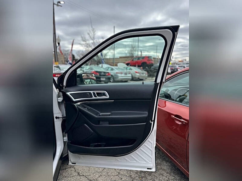 2014 Ford Explorer Sport