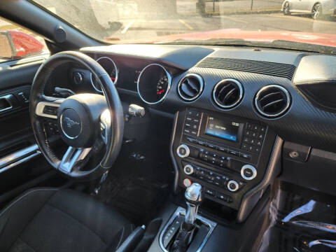 2015 Ford Mustang V6