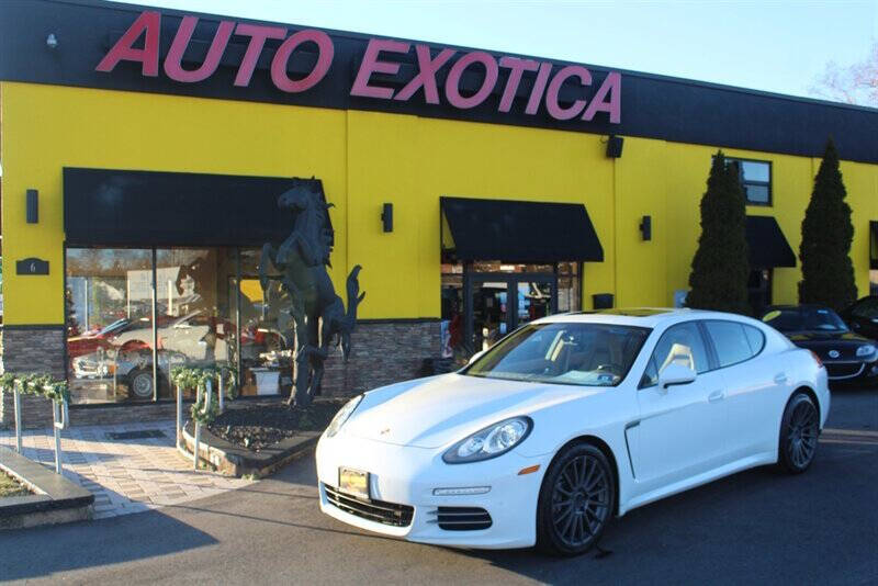 2015 Porsche Panamera 4