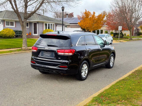 2016 Kia Sorento LX