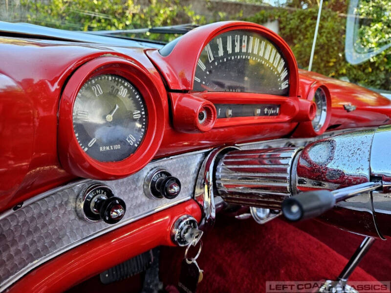 1955 Ford Thunderbird