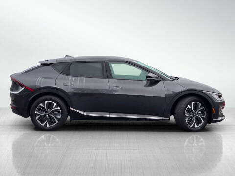 2023 Kia EV6 Light