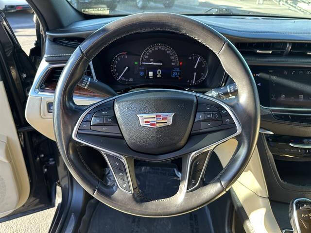 2017 Cadillac XT5 Premium Luxury