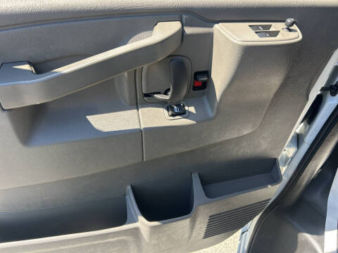 2020 Chevrolet Express 2500