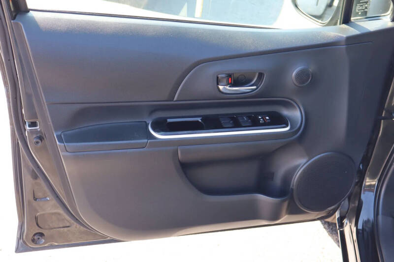 2016 Toyota Prius c