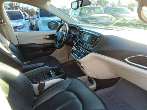 2017 Chrysler Pacifica