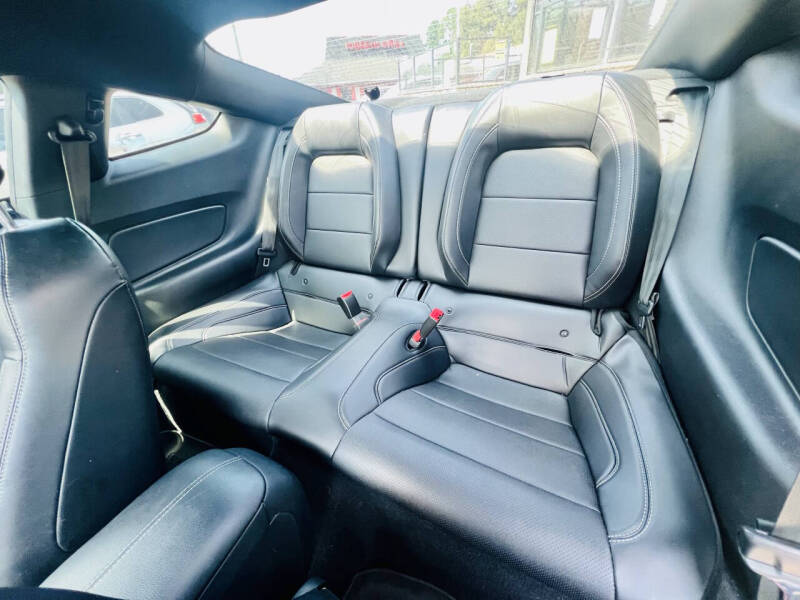 2021 Ford Mustang EcoBoost Premium