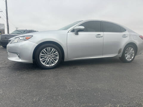 2013 Lexus ES 350 for sale at AJOULY AUTO SALES in Moore OK