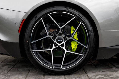 2025 Aston Martin Vanquish