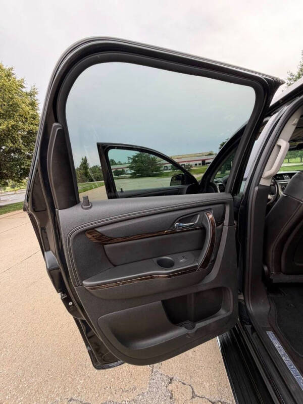 2015 GMC Acadia Denali