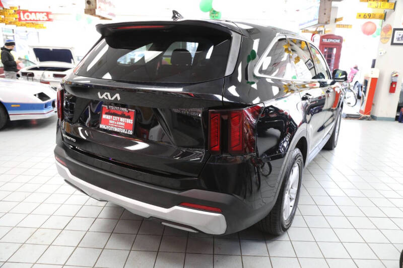 2025 Kia Sorento LX