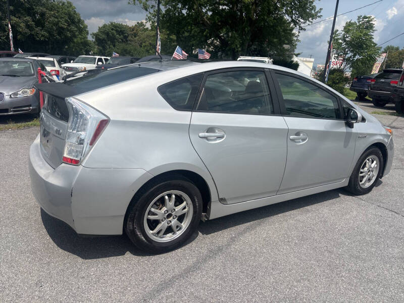 2011 Toyota Prius Three
