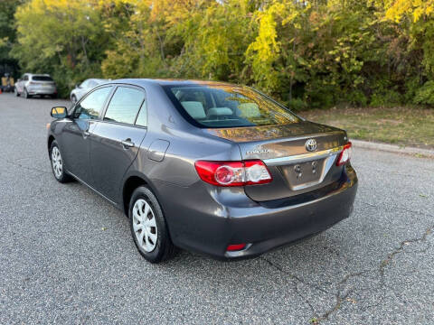 2011 Toyota Corolla LE