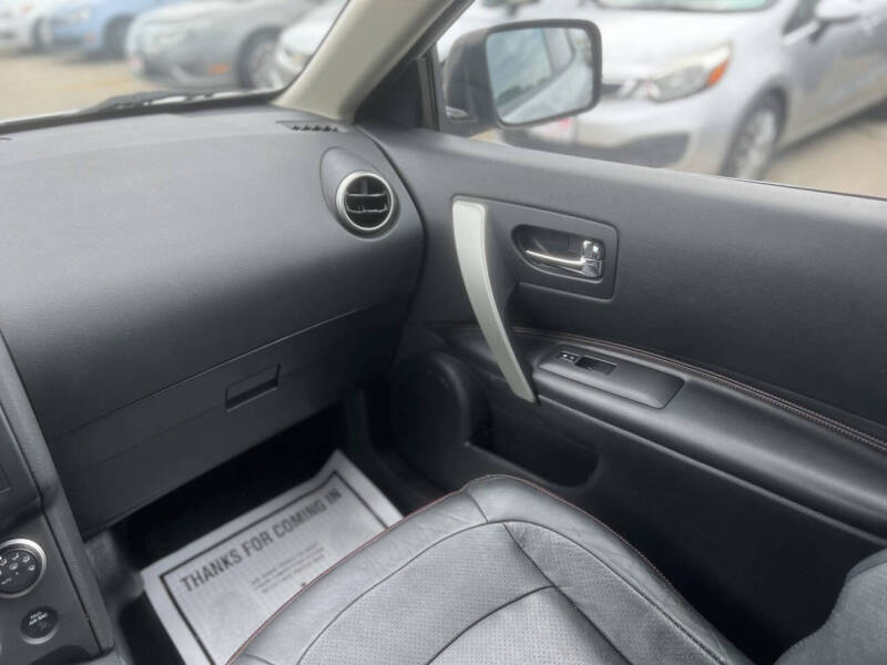 2012 Nissan Rogue SV