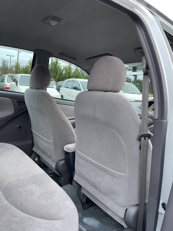 2000 Toyota Platz Echo