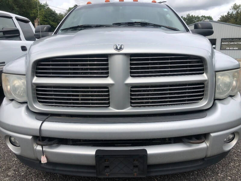 2004 Dodge Ram Pickup 2500