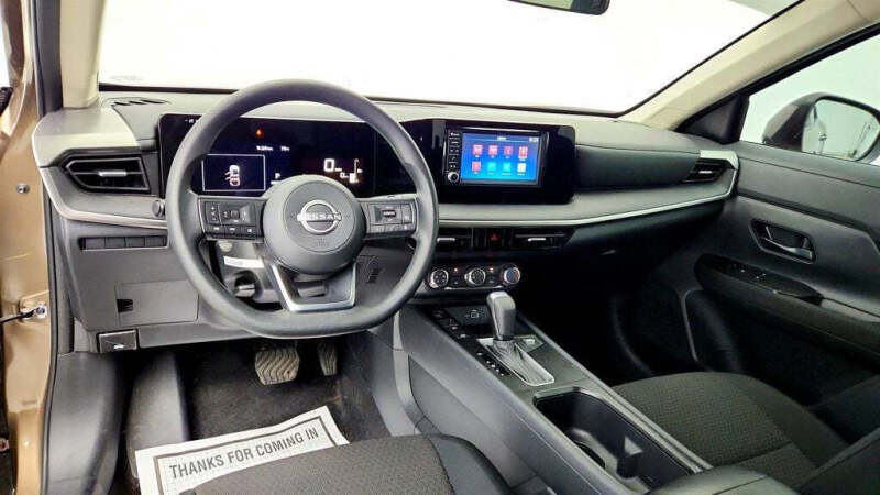 2025 Nissan Kicks S