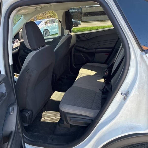 2022 Ford Escape SE