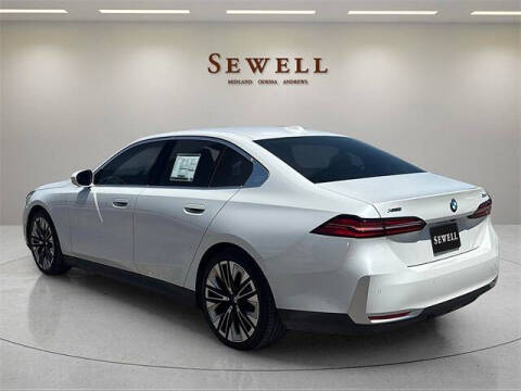 2025 BMW 5 Series 530i xDrive