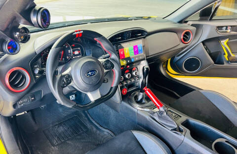 2017 Subaru BRZ Series.Yellow
