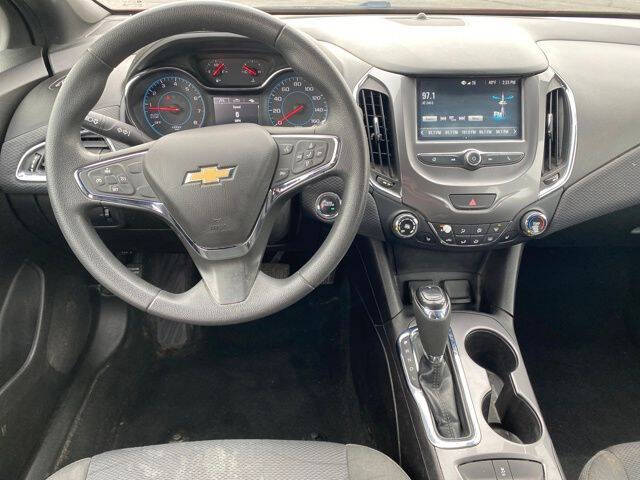 2018 Chevrolet Cruze LT Auto
