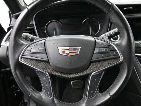 2022 Cadillac XT5 Sport