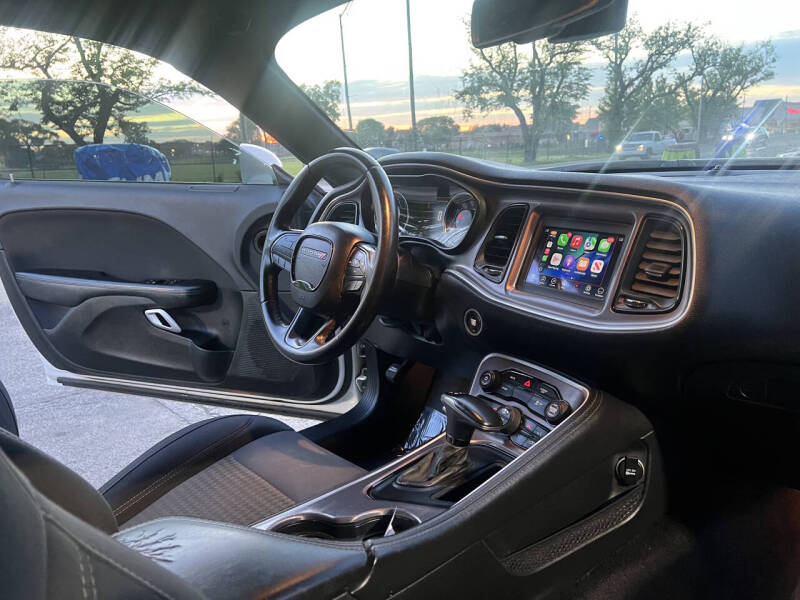 2019 Dodge Challenger SXT