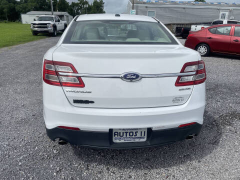 2016 Ford Taurus SE