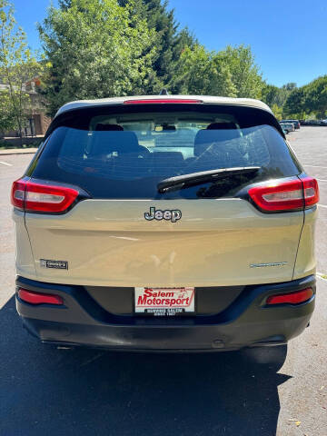 2015 Jeep Cherokee Sport
