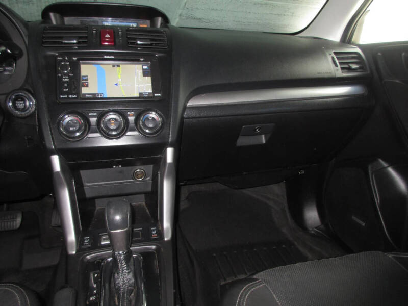 2015 Subaru Forester 2.0XT Touring