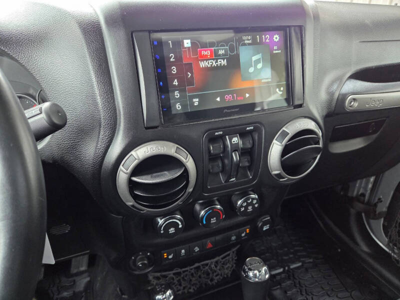 2016 Jeep Wrangler Unlimited Black Bear