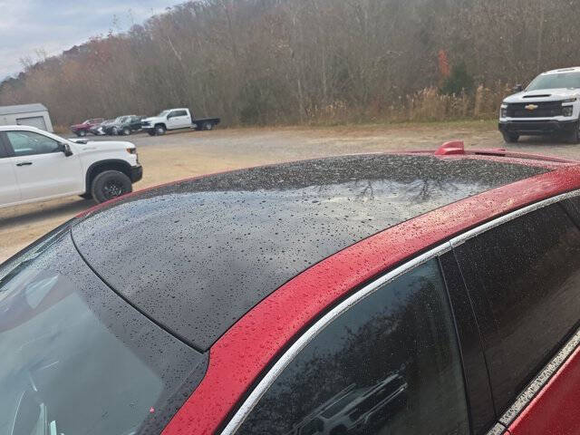 2024 Cadillac LYRIQ Luxury 1