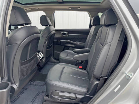 2022 Kia Sorento Plug-In Hybrid SX