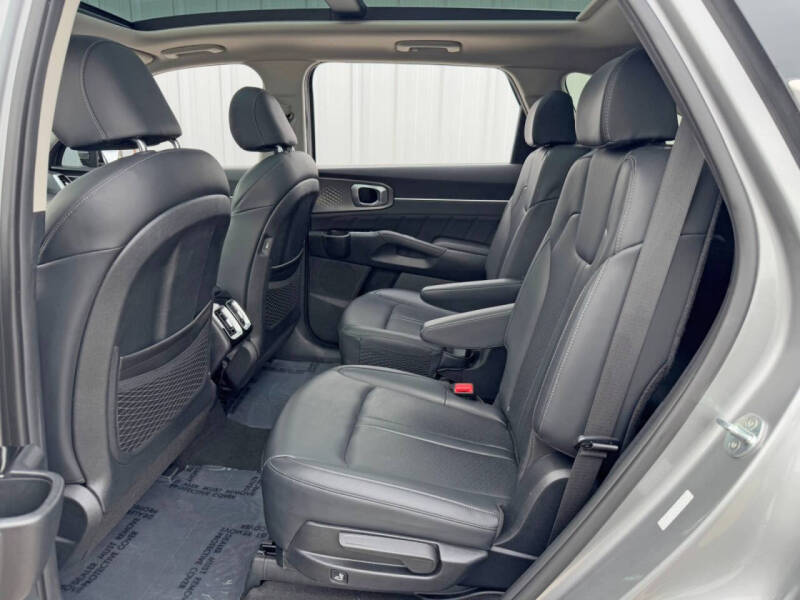 2022 Kia Sorento Plug-In Hybrid SX