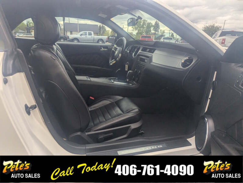 2013 Ford Mustang V6 Premium