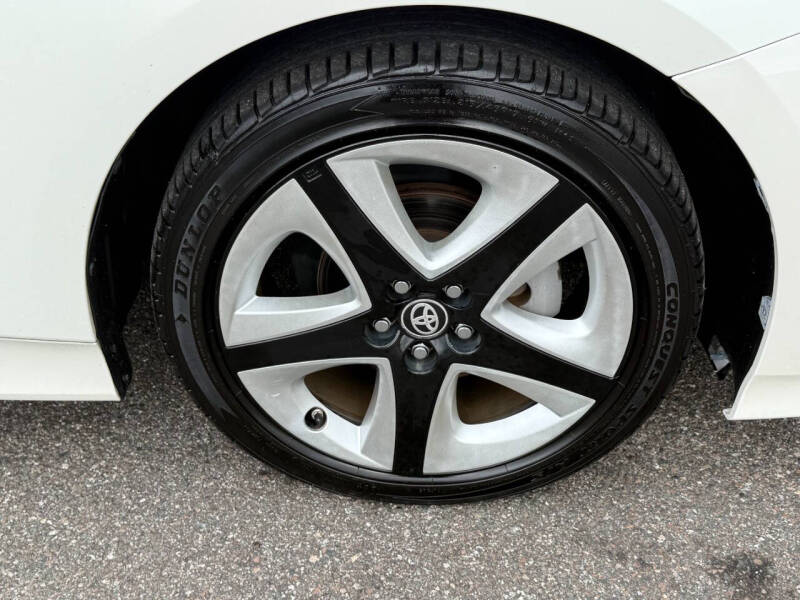 2017 Toyota Prius Three Touring