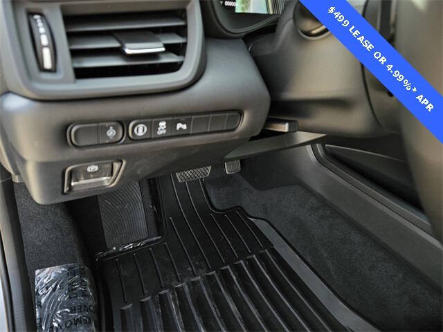 2025 Acura TLX w/Tech