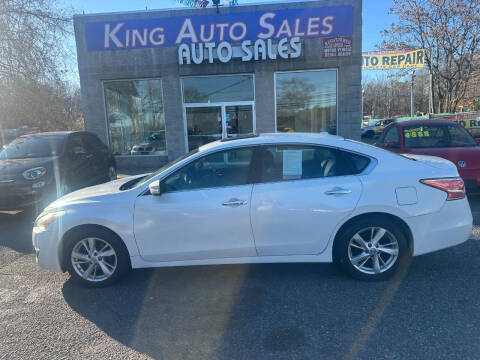 2013 Nissan Altima for sale at King Auto Sales INC in Medford NY