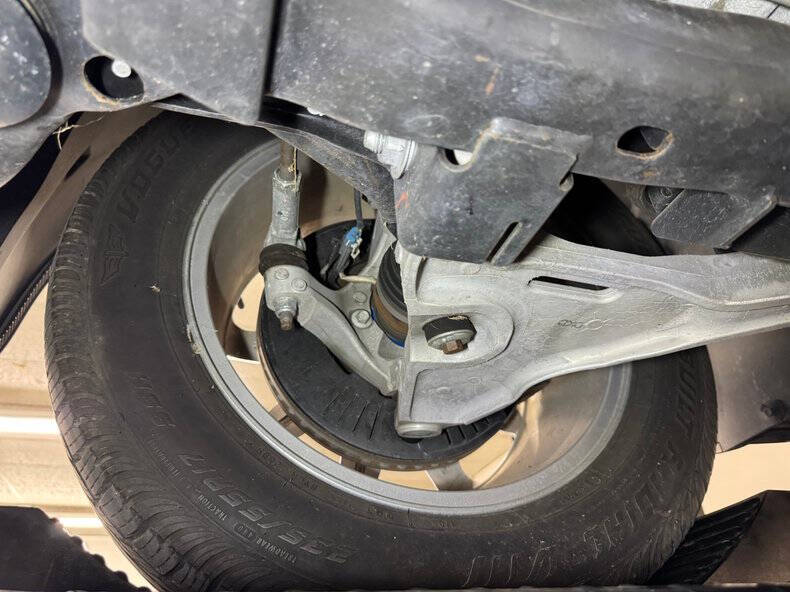 2010 Cadillac DTS Luxury Collection