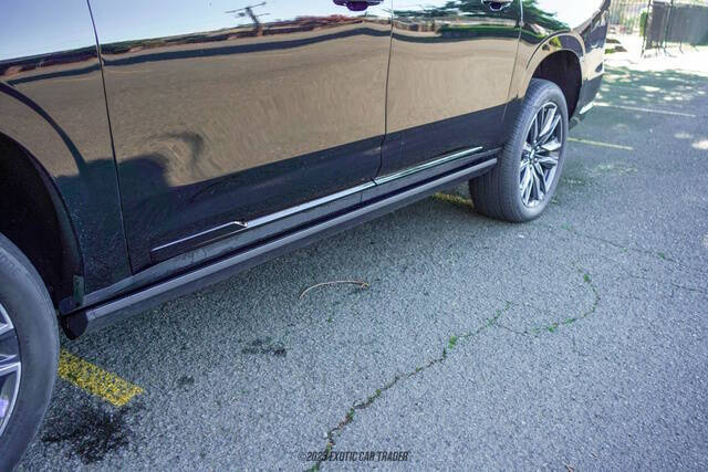 2023 Cadillac Escalade ESV Sport Platinum